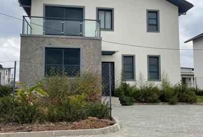 4 Bed Villa with En Suite in Ongata Rongai - 2
