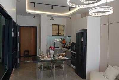 2 Bed Apartment with En Suite at Westlands Road - 3