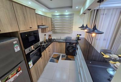 3 Bed Apartment with En Suite at Beach Road - 4