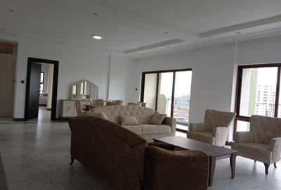 3 Bed Apartment with En Suite in Kileleshwa