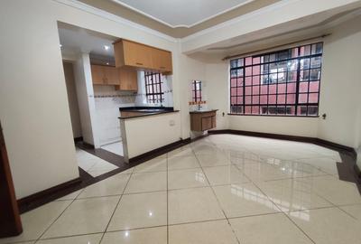 1 Bed Apartment with En Suite in Westlands Area - 3