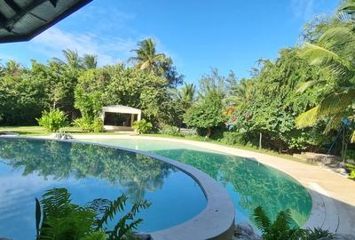 4 Bed House with En Suite at South Coast Diani