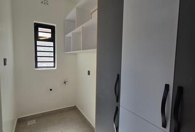 3 Bed House with En Suite in Ngong - 2