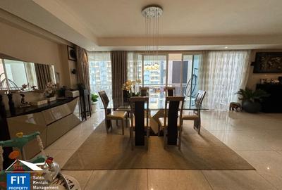 3 Bed Apartment with En Suite at Riverside Drive