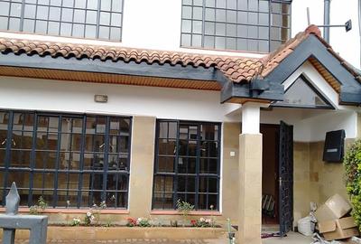 4 Bed Townhouse with Gym in Westlands Area - 4