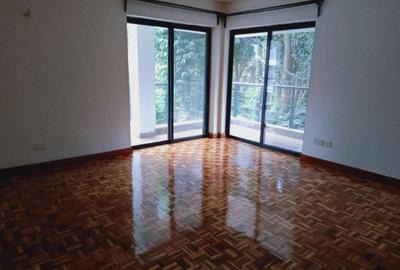 Serviced 3 Bed Apartment with En Suite in Westlands Area - 4