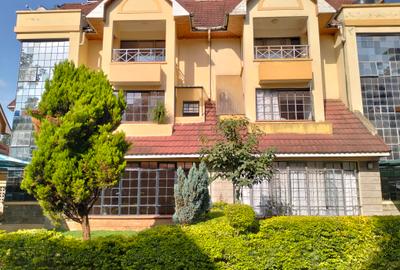 5 Bed Townhouse with En Suite in Kileleshwa