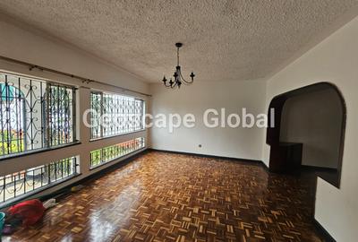 4 Bed Townhouse with En Suite in Spring Valley