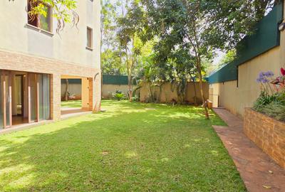 5 Bed Townhouse with En Suite at Convent Drive