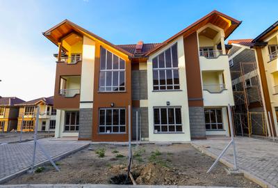 5 Bed Townhouse with En Suite in Kitengela