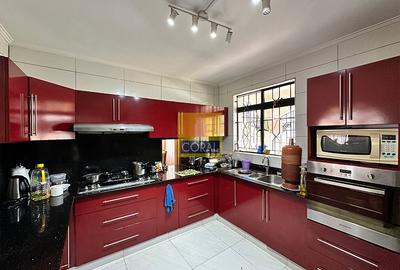 4 Bed Apartment in Riverside