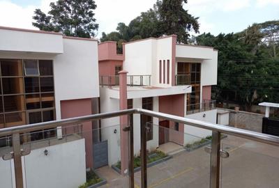 5 Bed Townhouse with En Suite in Lavington