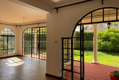 4 Bed Villa with En Suite in Kiambu Road - 4