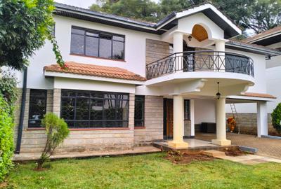 4 Bed Townhouse with En Suite in Spring Valley