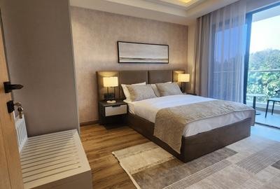 Serviced 1 Bed Apartment with En Suite in Riverside - 4