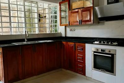 2 Bed House with En Suite at Runda