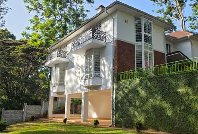 6 Bed Townhouse in Rosslyn