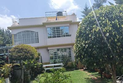 6 Bed Townhouse with En Suite at Matasia