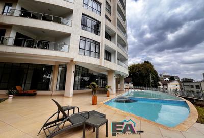 2 Bed Apartment with En Suite at Lantana Road