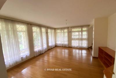 4 Bed House with Garden in Runda - 4