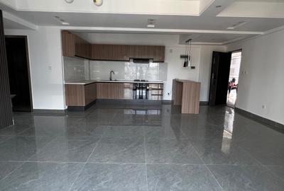 2 Bed Apartment with En Suite in Riverside - 3