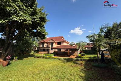 4 Bed House with En Suite in Runda - 2