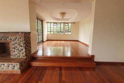 5 Bed House with En Suite in Kitisuru