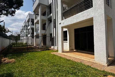 5 Bed Townhouse with En Suite in Lavington - 4
