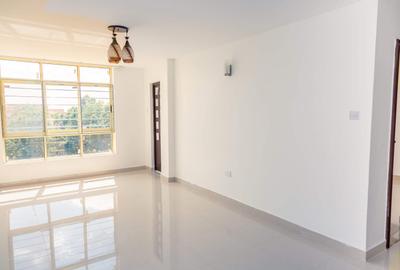 2 Bed Apartment with En Suite in Ruaka