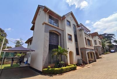 5 Bed Townhouse with En Suite in Lavington