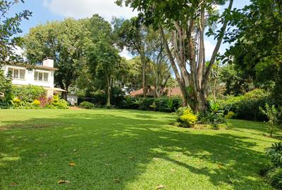 5 Bed House with Staff Quarters in Kitisuru