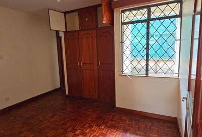 4 Bed Townhouse with En Suite in Lavington - 2