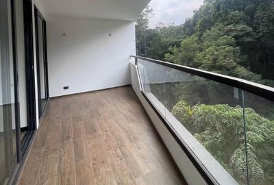 3 Bed Apartment with En Suite at Peponi Road