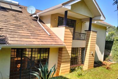 4 Bed Townhouse with En Suite in Kitisuru