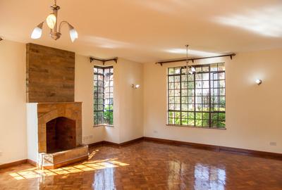 4 Bed Townhouse with En Suite at Chalbi Road - 3