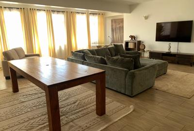 3 Bed Apartment with En Suite in Westlands Area - 2