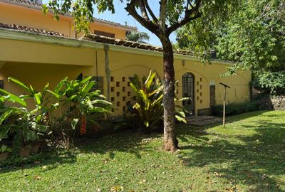 4 Bed House with En Suite in Nyali Area