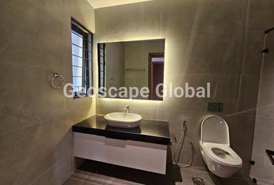 3 Bed Townhouse with En Suite in Loresho - 4