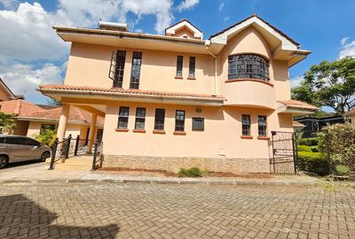 5 Bed House with En Suite in Lavington