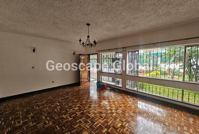 4 Bed Townhouse with En Suite in Westlands Area