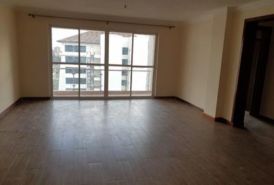 Serviced 3 Bed Apartment with En Suite in Westlands Area