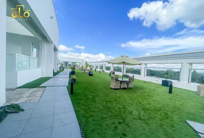 4 Bed Apartment with En Suite in Parklands