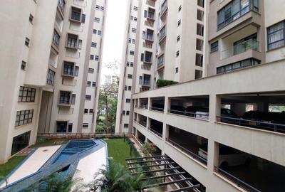 4 Bed Apartment with En Suite at Riverside Drive