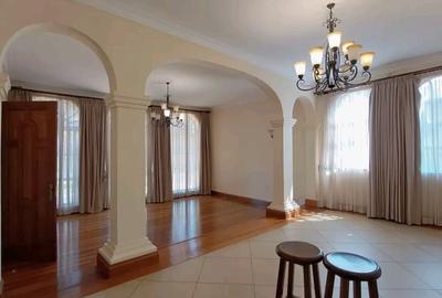 6 Bed House with En Suite in Thigiri - 3