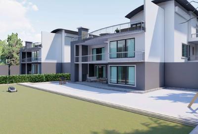 5 Bed House with En Suite at Lavington
