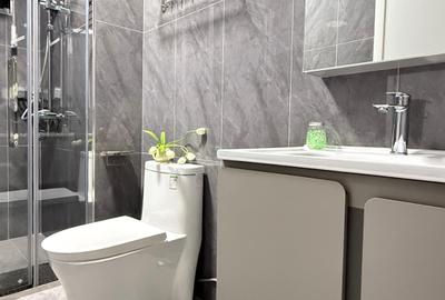 2 Bed Apartment with En Suite at Wood Avenue