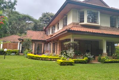 5 Bed Townhouse with En Suite in Rosslyn