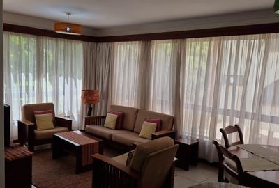 Furnished 2 Bed Apartment with En Suite in State House - 4