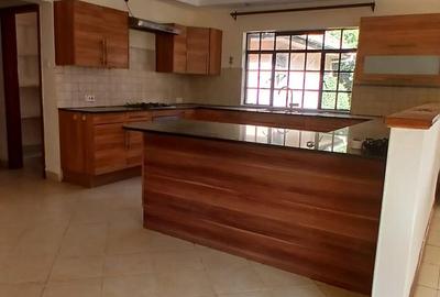 4 Bed House with Garden at Miotoni