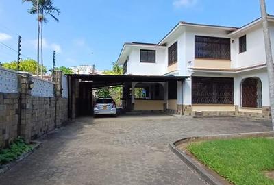 4 Bed House with En Suite at Nyali